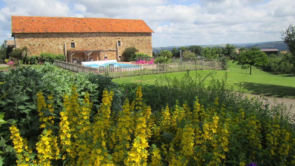Gites & Chambres D'Hotes Peyrecout Laparrouquial Exterior photo